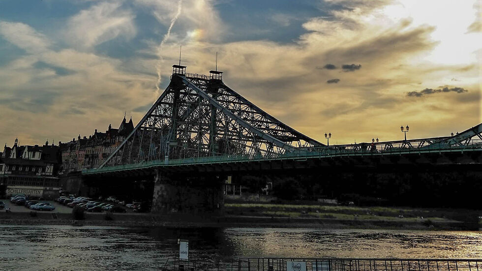 Das Blaue Wunder in Dresden.