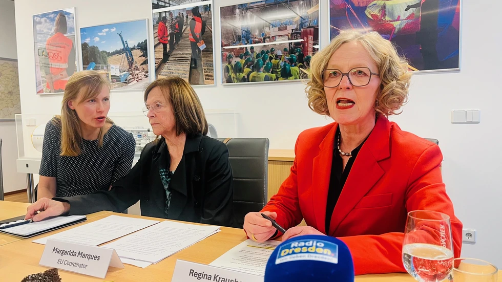 Sachsens Infrastrukturministerin Kraushaar traf EU-Koordinatorin Marquez (Mitte) mit ihrer Dolmetscherin