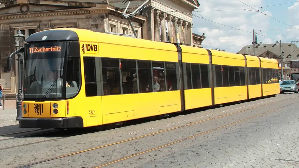 Am Mittwochnachmittag fährt die Aubildungsbahn zwischen 13 und 18.30 Uhr durch Dresden. ( Symbolbild) 