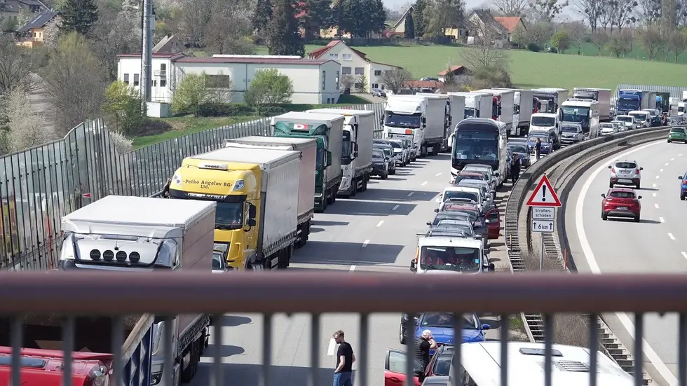 Der Rückstau reichte bis Dresden Prohlis