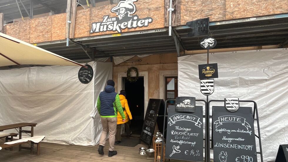 Das urige Gewölbe-Restaurant "Musketier" muss ausziehen und vorübergehend auf dem Festungsplateau unterkommen Das urige Gewölbe-Restaurant "Musketier" muss ausziehen und vorübergehend auf dem Festungsplateau unterkommen