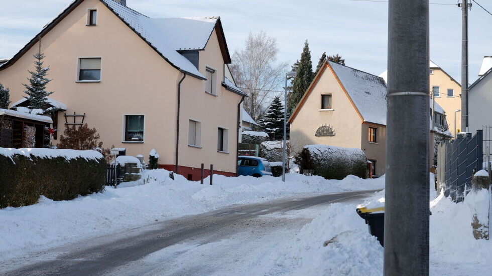 Ein Anwohner des Einsiedlerwegs machte den grausigen Fund.