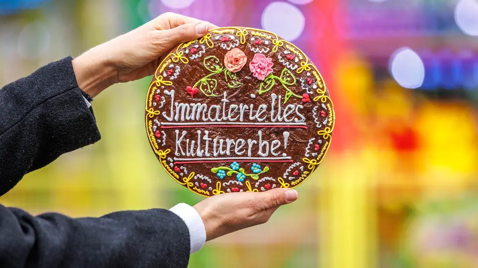 Ein symbolischer Lebkuchen mit dem Kulturerbe-Titel