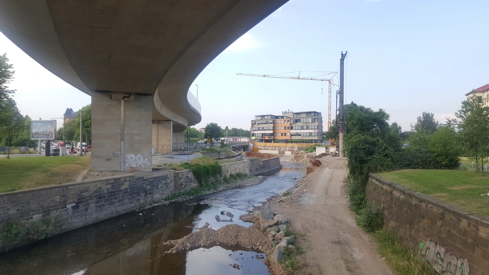 Hier wird die Weißeritz nun ausgebaut. Foto: Franziska Meier Hier wird die Weißeritz nun ausgebaut. Foto: Franziska Meier