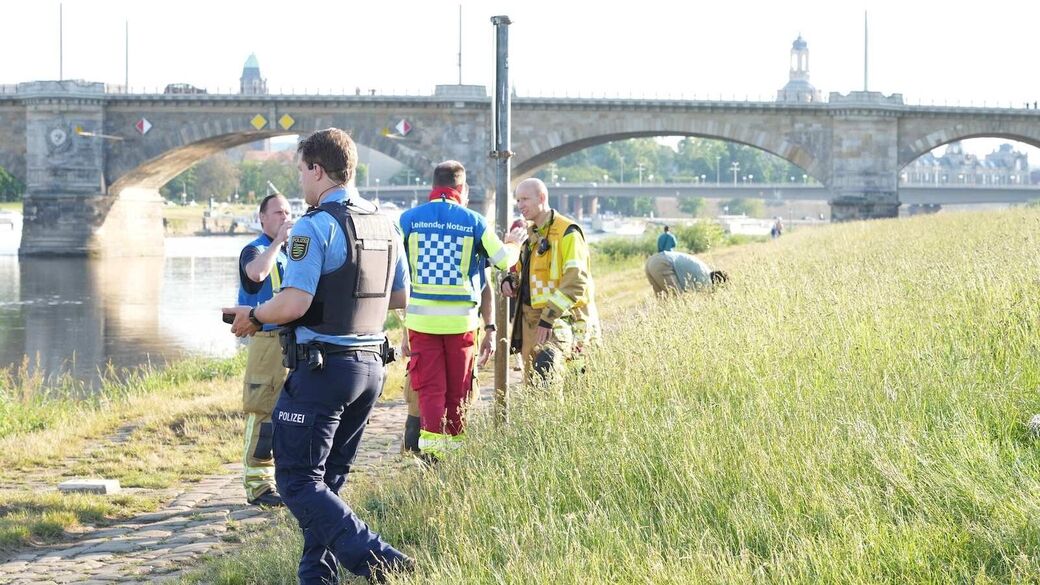 Vermutet wird, dass der Blitz in diesen Mast einschlug