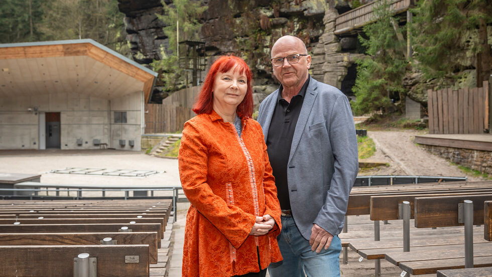 Autorin Sabine Ebert und Intendant Manuel Schöbel