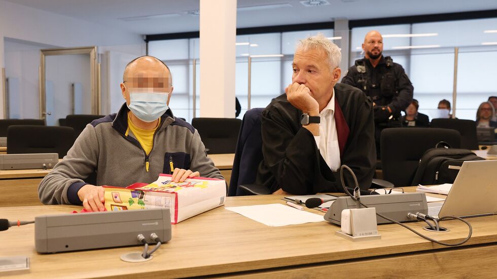 Der Angeklagte Jian G. hier beim Prozessauftakt am OLG Dresden 