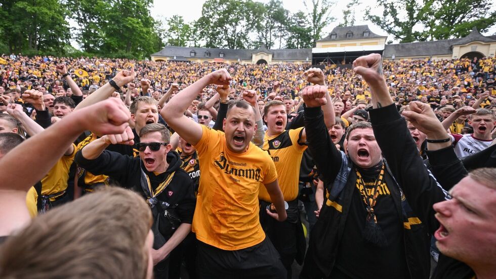 In der Heimat feierten die Fans in der Jungen Garde beim Public Viewing 
