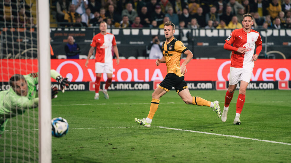 Tom Zimmerschied sorgte für den entscheidenden Treffer gegen Halle - seinen Ex-Club. Tom Zimmerschied sorgte für den entscheidenden Treffer gegen Halle - seinen Ex-Club.