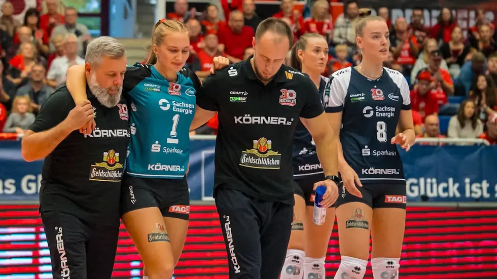 Kapitänin Patricia Nestler hat beim Bundesliga-Auftakt gegen Stuttgart verletzt Kapitänin Patricia Nestler hat beim Bundesliga-Auftakt gegen Stuttgart verletzt