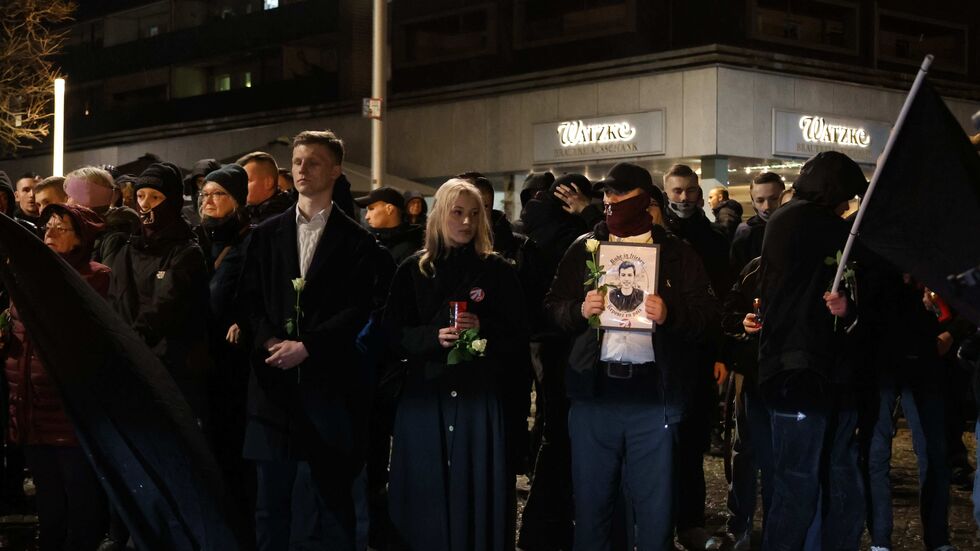 Der Marsch blieb bis auf einige Wortgefechte mit Gegenprotestanten gewaltfrei.