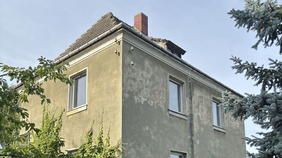 In Klotzsche steht das Erbrecht für ein unsaniertes Einfamilienhaus zur Vergabe In Klotzsche steht das Erbrecht für ein unsaniertes Einfamilienhaus zur Vergabe