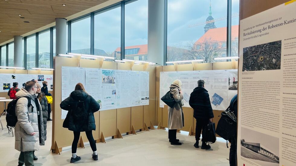Die Entwürfe der zwölf Büros, die sich am Wettbewerb um die Robotron-Kantine beteiligten, können ab heute im Stadtforum eingesehen werden