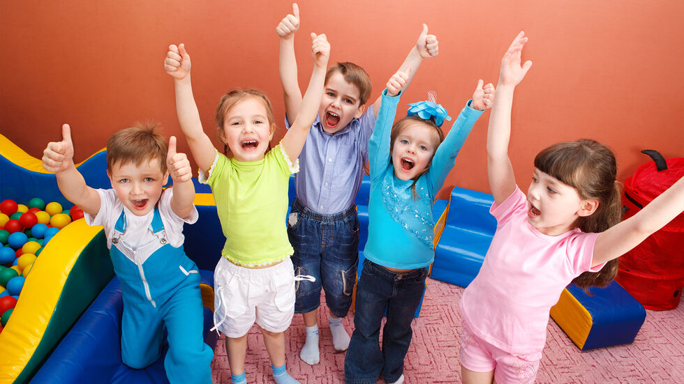 Eltern in Dresden werden bei der Kinderbetreuung weiter entlastet. (Symbolbild) Eltern in Dresden werden bei der Kinderbetreuung weiter entlastet. (Symbolbild)