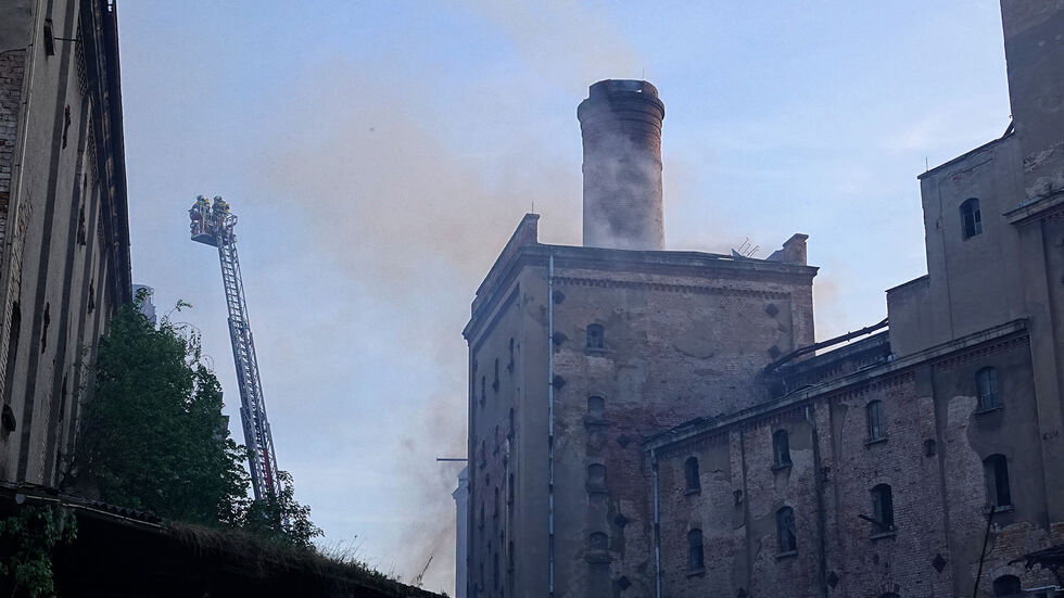 Eher durch Brandeinsätze bekannt: Die ehemalige Malzfabrik in Niedersedlitz.