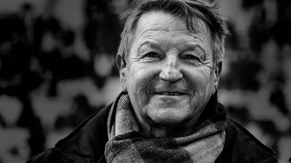 Die Fußball-Legende Hans-Jürgen Dörner ist im Januar 2022 verstorben. Die Fußball-Legende Hans-Jürgen Dörner ist im Januar 2022 verstorben.