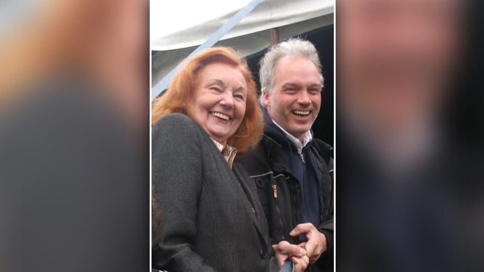 Ingrid Stosch Sarrasani mit ihrem Sohn André Sarrasani