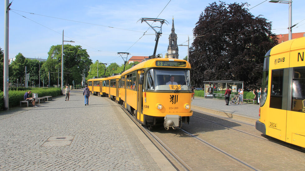 Wird es künftig nicht mehr im regulären Linienbetrieb geben: Tatras in Dresden. (Archivbild)