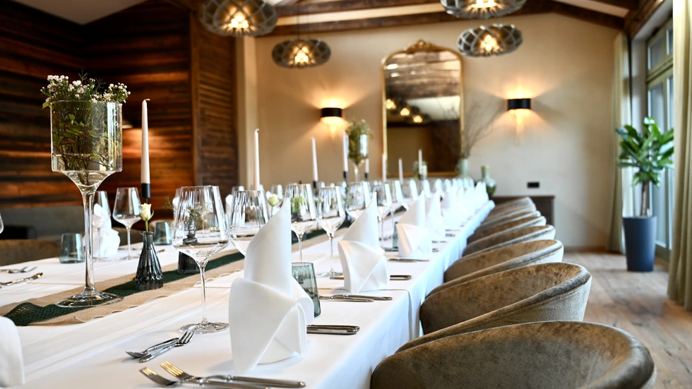 Ein großer Konferenzraum ist auch für Feierlichkeiten und Meetings außerhalb des Hotelbetriebes nutzbar 