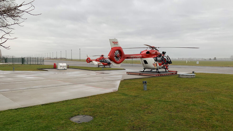 Vorn "Christoph 62", im Hintergrund die Verstärkung. Vorn "Christoph 62", im Hintergrund die Verstärkung.