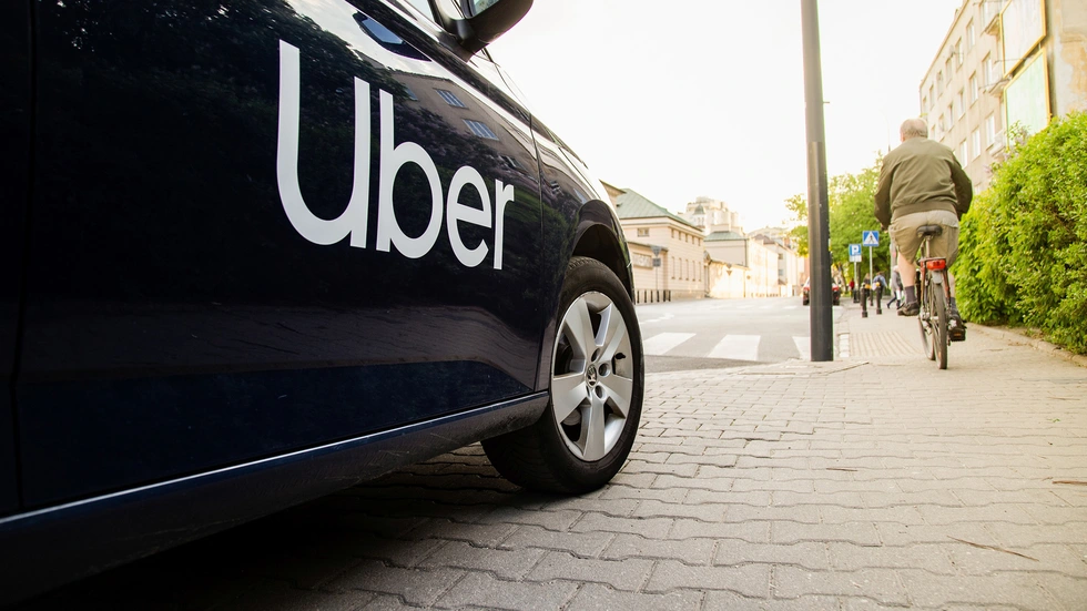 Uber-Taxis sind in deutschen Großstädten Alltag, nur in Dresden nicht Uber-Taxis sind in deutschen Großstädten Alltag, nur in Dresden nicht