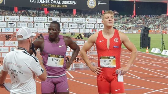 Jerome Blake und Simon Wulff nach ihrem 100 Meter Rennen.