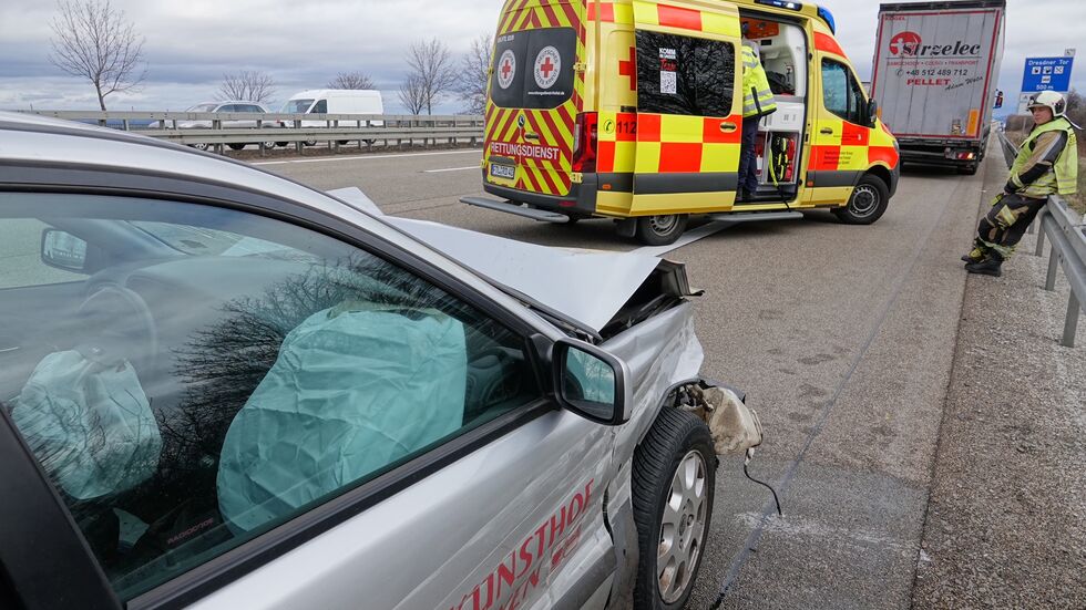 Am PKW entstand Totalschaden