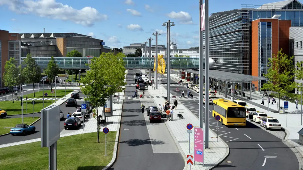 Am Dresdner Flughafen schnappte die Bundespolizei einen Gesuchten. (Symbolbild)